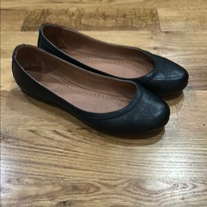 Frye Classic Black Women's Ballet Flats size 7.5